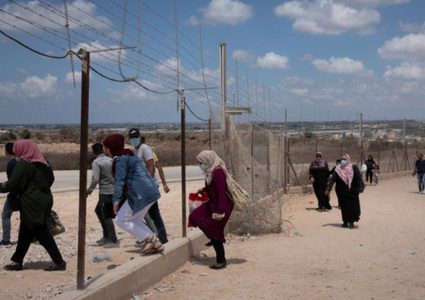 الاحتلال يحذر المواطنين من الاقتراب من جدار الفصل العنصري جنوب طولكرم