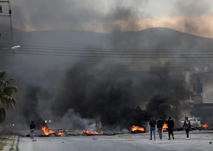 من المواجهات التي اندلعت في المنطقة الشرقية لنابلس صباح اليوم