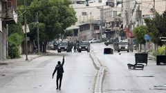 من المواجهات التي اندلعت في المنطقة الشرقية لنابلس صباح اليوم