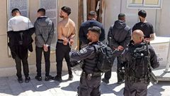 نقل المعتقلين من الاقصى لمراكز التوقيف