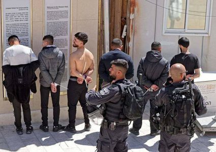 نقل المعتقلين من الاقصى لمراكز التوقيف