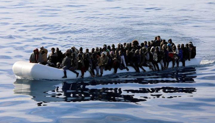 مصرع 6 مهاجرين وفقدان 29 آخرين إثر غرق قاربهم قبالة ليبيا