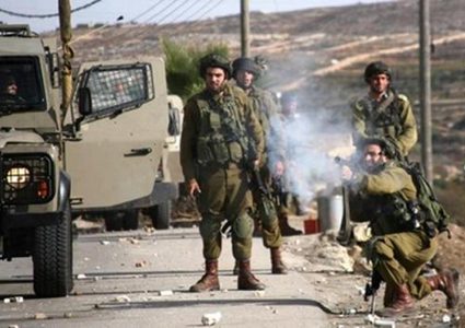 إصابة عشرات العمال بالاختناق واعتقال شاب جنوب غرب جنين