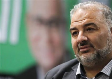 الموحدة تجمّد عضويتها في الكنيست احتجاجًا على الاعتداءات على الأقصى