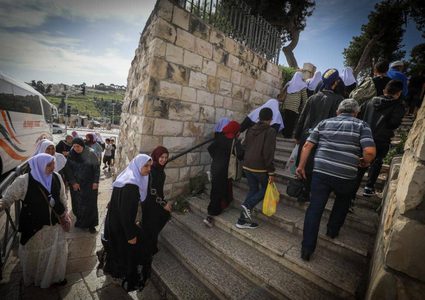 جمعية الأقصى- الحركة الإسلامية أطلقت 300 حافلة للأقصى في النصف الأول من رمضان