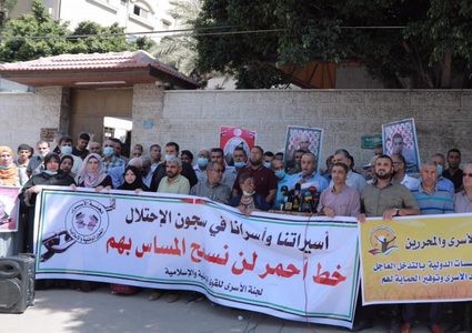 طولكرم: مطالبات بالتدخل العاجل لإنقاذ الأسرى في سجون الاحتلال