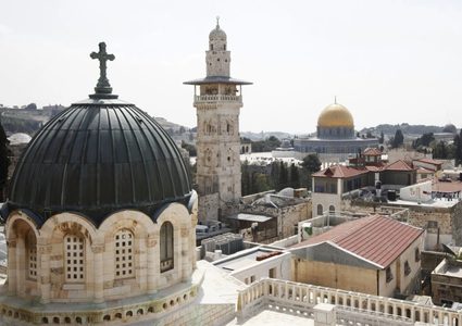 "العليا لشؤون الكنائس" تحذّر من خطورة استمرار انتهاكات الاحتلال في القدس