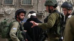 الاحتلال يعتقل ثلاثة شبان من مدينة البيرة