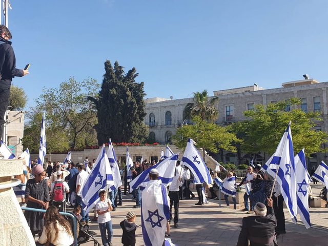 انطلاق مسيرة الأعلام في القدس بمشاركة المتطرف بن غفير