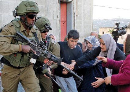 "العفو الدولية": الاعتداءات الإسرائيلية على الفلسطينيين "جريمة ضد الإنسانية"