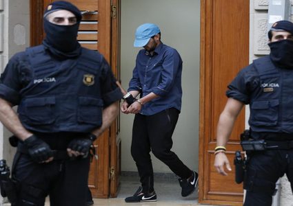 إسبانيا توقف برتغالياً مطلوباً من الإنتربول