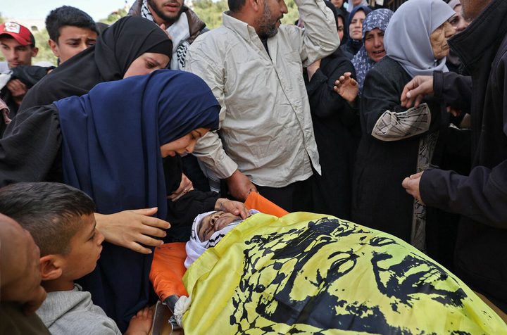 جماهير غفيرة في جنين تشيع جثمان الشهيد لطفي لبدي