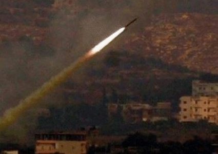 إطلاق صاروخ جديد من غزة تجاه الغلاف الإسرائيلي