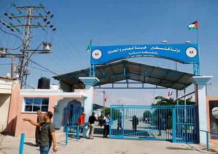 الاحتلال يقرر اغلاق معبر بيت حانون ردا على اطلاق الصواريخ