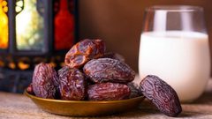 أسرار الإفطار على تمر