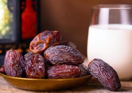 أسرار الإفطار على تمر