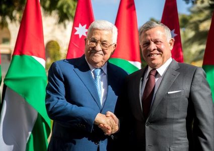 الرئيس عباس يلتقي ملك الأردن عبدالله الثاني في عمان