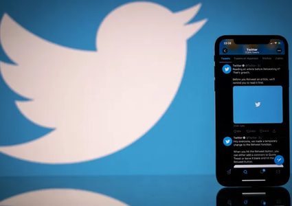 تقرير:عصفور تويتر يحلّق في الضباب