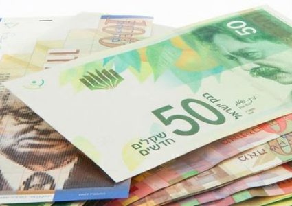 أسعار صرف العملات لليوم الأربعاء