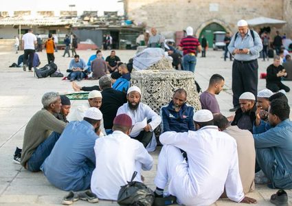 الأجواء في المسجد الأقصى عشية ليلة القدر
"تصوير وفا"