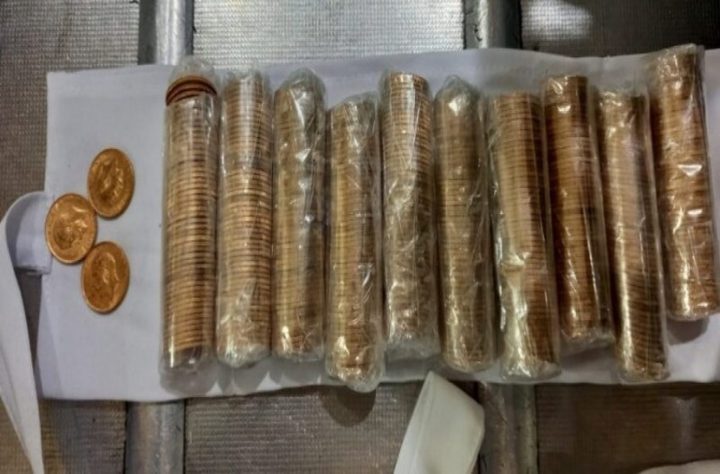 اعتقال 3 فلسطينيين بمطار "بن غوريون" لتهريبهم 1000 قطعة ذهبية