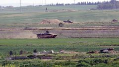 الاحتلال يستهدف المزارعين شرق خان يونس