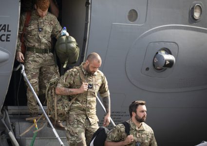 بريطانيا تنشر 8 آلاف جندي في جوار روسيا