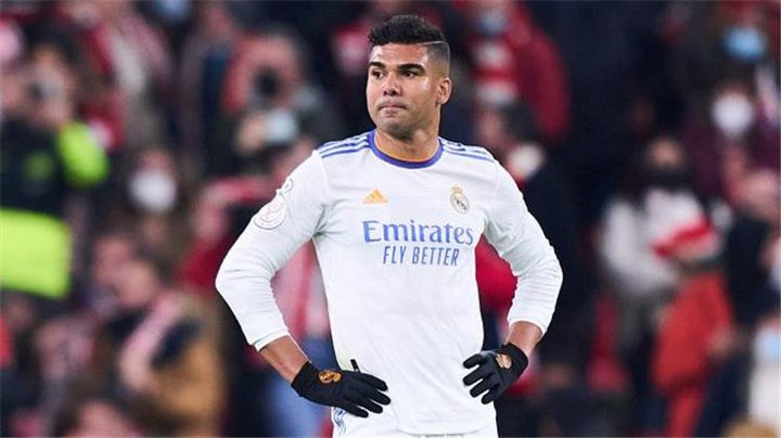 كاسيميرو يدعم قائمة ريال مدريد ضد إسبانيول