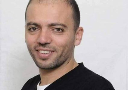 المعتقل عواودة: أطباء "الرملة" هددوني بعدم نقلي لمستشفى مدني إلا إن فقدت الوعي