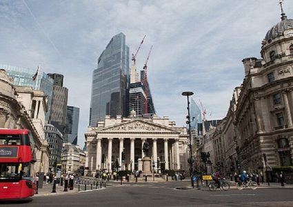 تقرير صحفي: البريطانيون يواجهون الجوع والبرد بسبب ارتفاع الأسعار