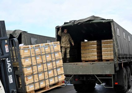 إسرائيل تعتزم زيادة المساعدات العسكرية لأوكرانيا