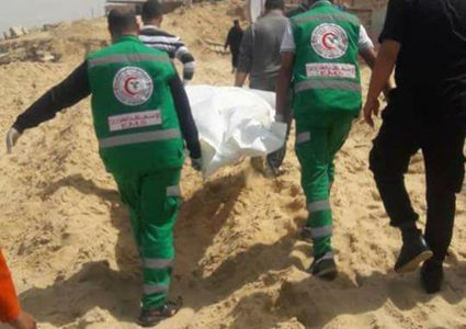 العثور على جثة شاب قرب ميناء الصيادين بخانيونس عالقة بين الصخور