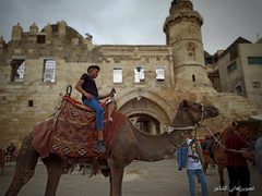 بهجة الأطفال في ساحة القلعة وسط محافظة خان يونس جنوبي قطاع غزة.