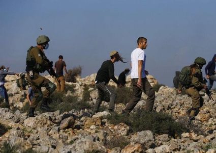 مستوطنون يقتحمون خربة حراشة شمال رام الله