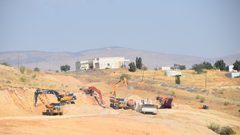 سلطات الاحتلال تقوم بأعمال حفر وتجريف لإقامة مبانٍ استيطانية في منطقة التجريف في احمير بالأغوار الفلسطينية