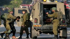 الاحتلال يعتقل أربعة شبان من رمانة غرب جنين