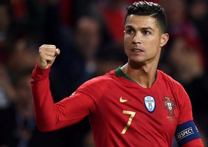 رونالدو يبلغ لاعبي مانشستر يونايتد بمستقبله