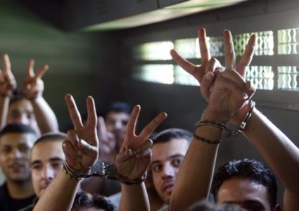 المعتقلون الإداريون يواصلون مقاطعة محاكم الاحتلال لليوم الـ129