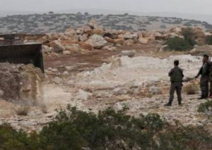 الاحتلال يجرف أراض جنوب غرب بيت لحم