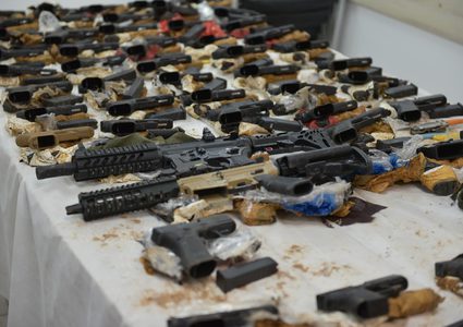 جيش الاحتلال يزعم إحباط تهريب أسلحة على الحدود مع لبنان