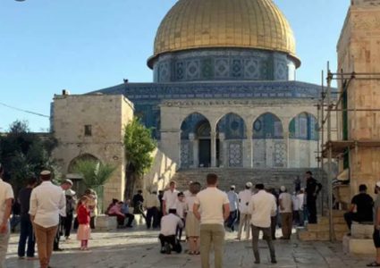 الأوقاف:الاحتلال يقتحم الأقصى 21 مرة ويمنع الأذان في الابراهيمي 52 وقتا خلال شهر