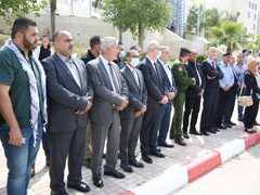 بحضور رئيس الوزراء السابق د. رامي الحمدالله ورئيس جامعة النجاح د.عبد الناصر زيد.. وداع الشهيدة الصحفية شيرين أبو عاقلة