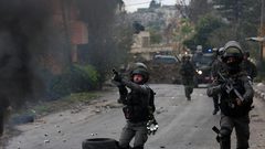 اصابة طفلين برصاص الاحتلال خلال مواجهات في سلوان