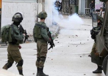 إصابة شاب في مواجهات مع الاحتلال غرب القدس