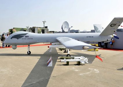 40 إصابة بانزلاق طائرة عن مدرَّجها في مطار بالصين