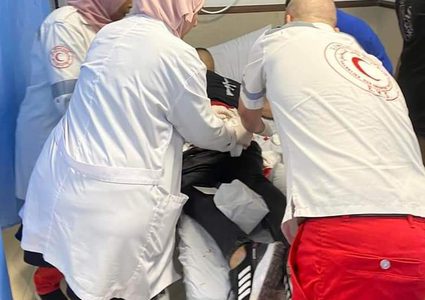 13 اصابة وانسحاب قوات الاحتلال من جنين بعد تفجير منزل واعتقال محمود الدبعي