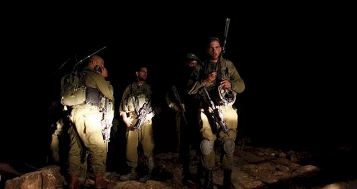 الاحتلال ينشر تفاصيل حول الضابط الذي قتل في خانيونس عام 2018