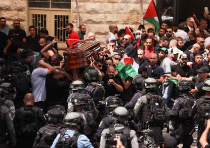 مسؤولة أممية تدعو للتحقيق في اعتداء الشرطة الإسرائيلية على مشيعيي أبو عاقلة