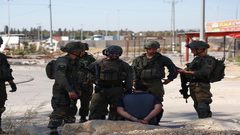 اعتقالات في الضفة واشتباك مسلح باليامون