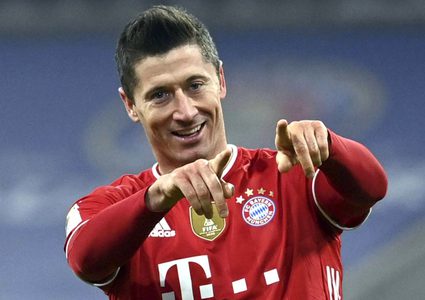 كشف تفاصيل اتفاق ليفاندوفسكي مع برشلونة